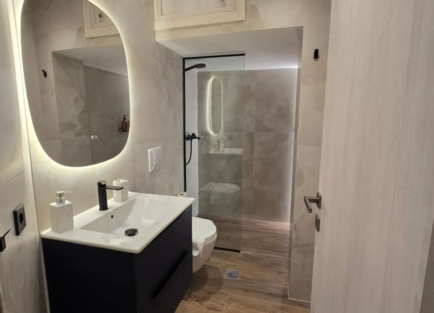 Lejlighed Glow Haven Suites Thessaloníki
